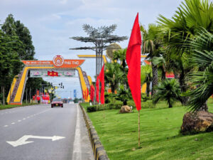 2 13226559032596119796895